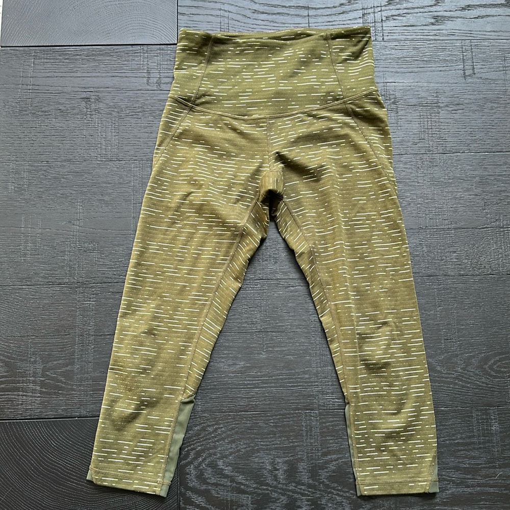 Zella cropped leggings EUC!